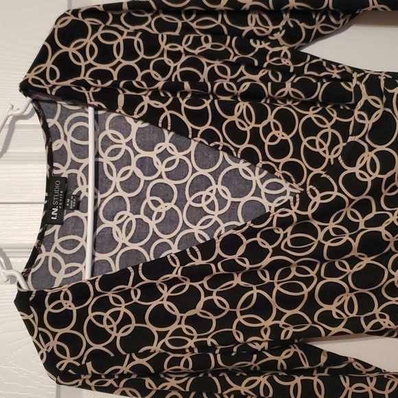 NWOT I.N. Studio Petite Women's 3/4 Sleeve Cross Body Top Size PM - Picture 2 of 8